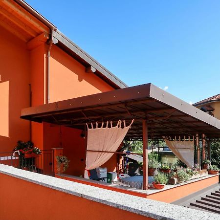 Appartamento Locazione Turistica Margi Dongo Esterno foto